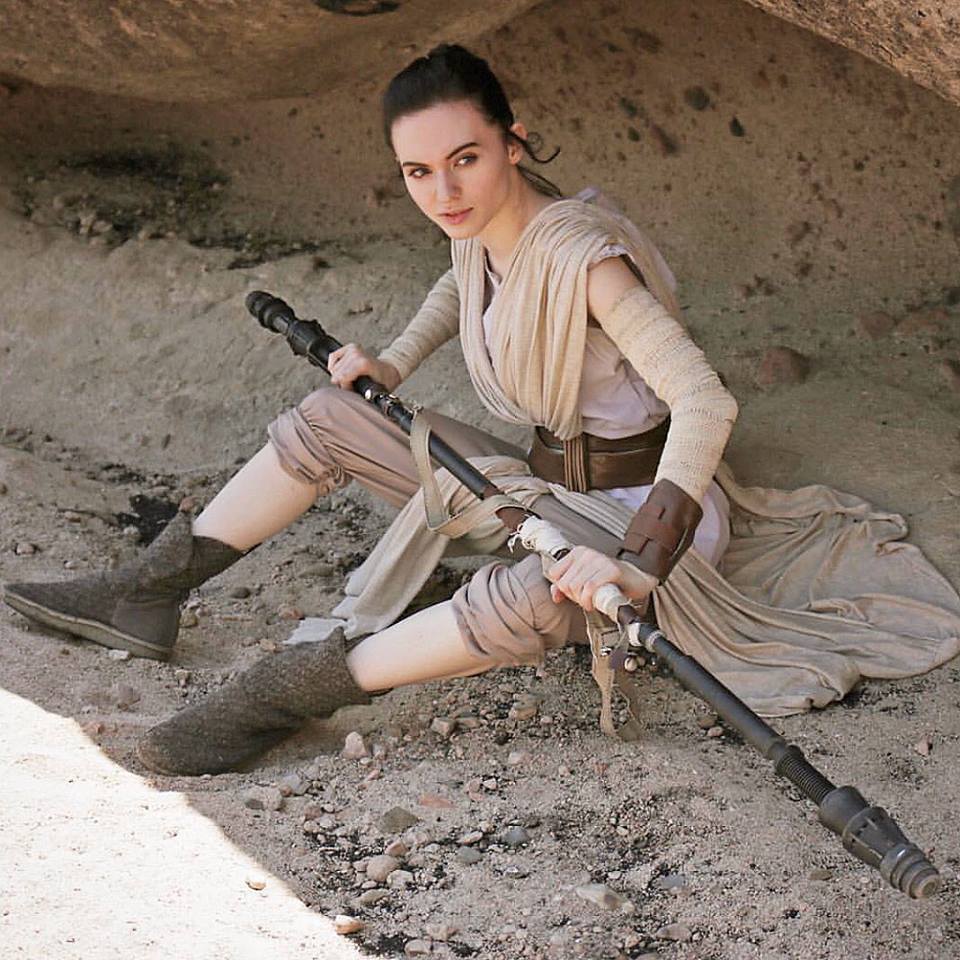 Amouranth as Rey
