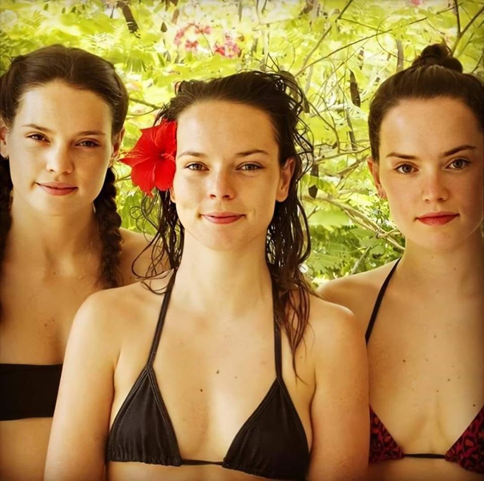 Daisy Ridley Sisters